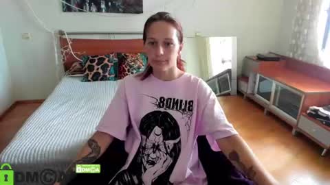 Hi Im Lily online show from 14, 7, 2026