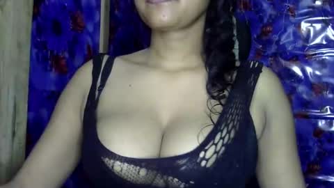 limaakter246618 online show from 21, 4, 2026