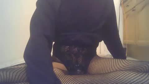 limpclitsissyfemboy online show from 7, 5, 2026