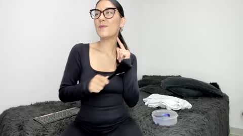 Snapshot of lina__mandarina chatting on 24, 10, 2025 Lina Mandarina online show from 24, 10, 2025