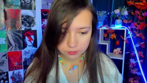 Snapshot of lina_brownie chatting on 4, 12, 2024 Lina online show from 4, 12, 2024