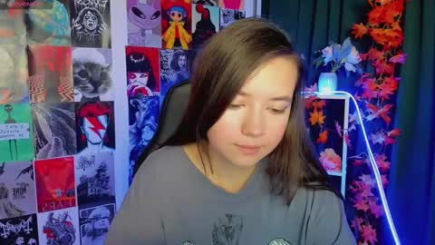 Snapshot of lina_brownie chatting on 13, 12, 2024 Lina online show from 13, 12, 2024