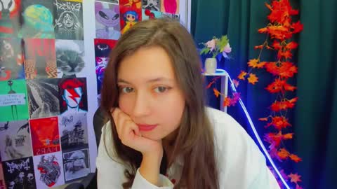 Snapshot of lina_brownie chatting on 18, 12, 2024 Lina online show from 18, 12, 2024