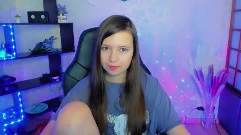 Snapshot of lina_brownie chatting on 5, 1, 2025 Lina online show from 5, 1, 2025