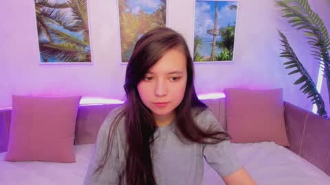 Snapshot of lina_brownie chatting on 15, 1, 2025 Lina online show from 15, 1, 2025