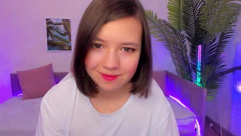 Snapshot of lina_brownie chatting on 5, 2, 2025 Lina online show from 5, 2, 2025