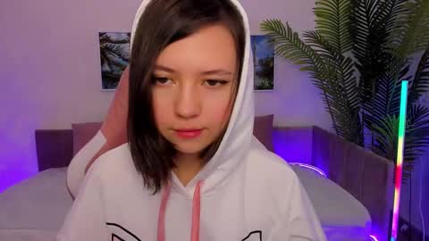 Snapshot of lina_brownie chatting on 28, 2, 2025 Lina online show from 28, 2, 2025
