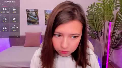 Snapshot of lina_brownie chatting on 12, 9, 2025 Lina online show from 12, 9, 2025