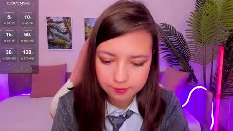 Snapshot of lina_brownie chatting on 18, 9, 2025 Lina online show from 18, 9, 2025