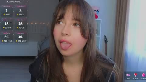 Snapshot of lina_brownie chatting on 24, 7, 2026 Lina online show from 24, 7, 2026