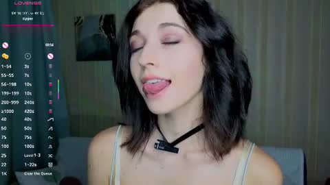 Snapshot of lina_leum chatting on 4, 7, 2026 Lina online show from 4, 7, 2026