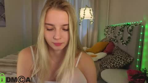 Snapshot of lina_reeds chatting on 25, 5, 2026 LINA online show from 25, 5, 2026