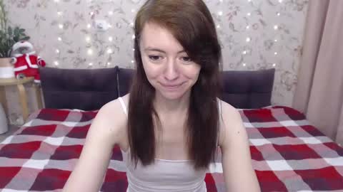 Snapshot of lina_rouge_ chatting on 13, 12, 2024 Lina Rouge online show from 13, 12, 2024