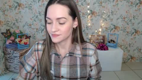 Lina online show from 12, 2, 2025