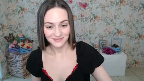 Lina online show from 15, 2, 2025