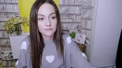 Lina online show from 6, 10, 2025