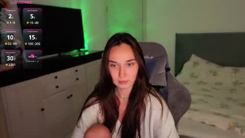 Lina online show from 7, 7, 2026