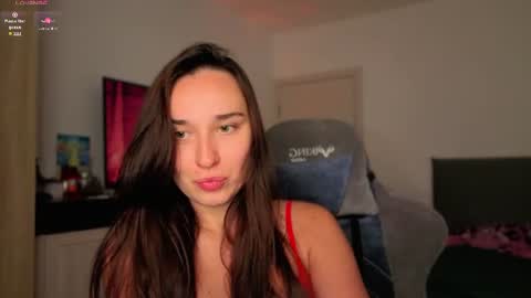 Lina online show from 5, 8, 2026