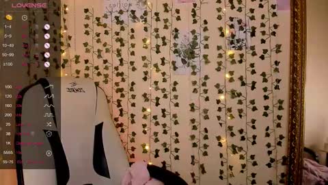 Snapshot of linablossom chatting on 5, 2, 2026 Lina online show from 5, 2, 2026