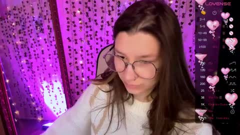 Lina online show from 3, 4, 2026