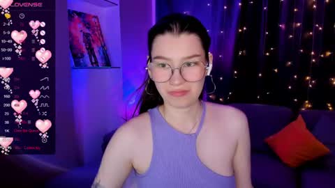 Lina online show from 6, 7, 2026