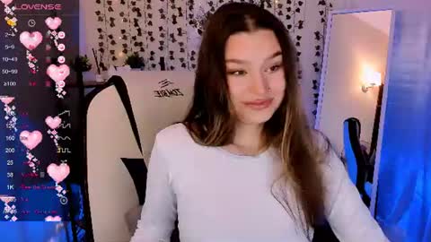 Lina online show from 11, 7, 2026