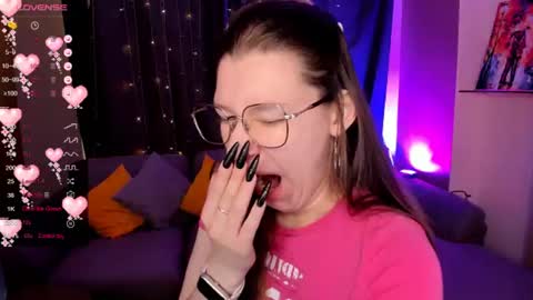 Lina online show from 15, 7, 2026