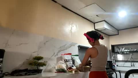 LinaDebie online show from 24, 11, 2025