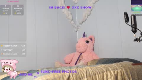 linadebie4 online show from 8, 10, 2025