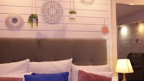 LinaReese online show from 28, 12, 2024