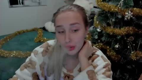 Lina online show from 25, 12, 2024