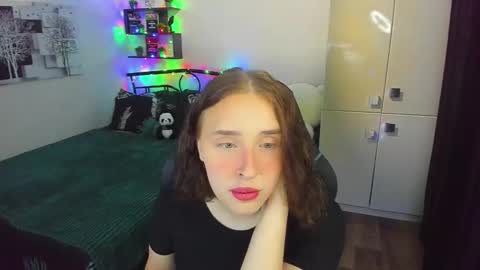 Lina online show from 6, 3, 2026