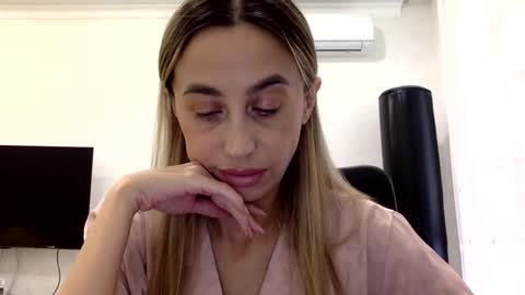 linavora online show from 3, 2, 2026