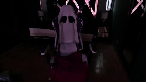  Linda  online show from 19, 2, 2025