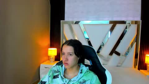  Linda  online show from 2, 11, 2025