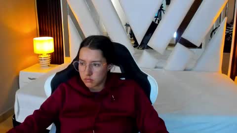  Linda  online show from 30, 11, 2025