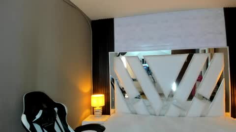  Linda  online show from 18, 5, 2026