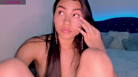 Snapshot of linda_alana chatting on 13, 12, 2024 Alana online show from 13, 12, 2024