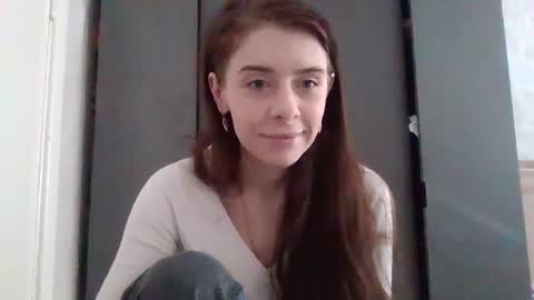 Snapshot of linda_katis chatting on 18, 2, 2025 linda_katis online show from 18, 2, 2025