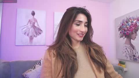 Maria Paula online show from 1, 10, 2025