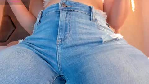 Linda Saenz online show from 5, 3, 2025