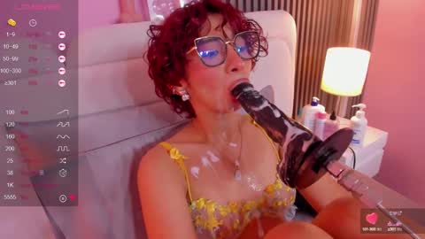Snapshot of linda_sofi__ chatting on 19, 2, 2025 linda_sofi__ online show from 19, 2, 2025