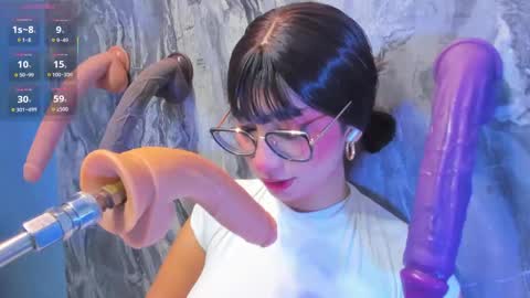 linda_sofi__ online show from 6, 6, 2026