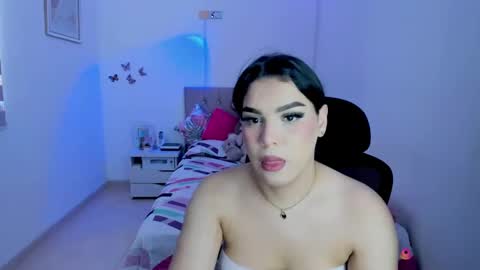   online show from 28, 10, 2025