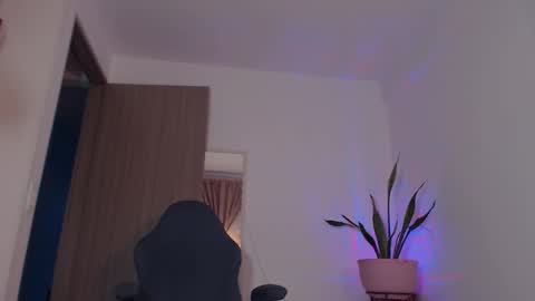 lindajoinx online show from 24, 10, 2025