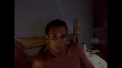 lindapareja40 online show from 17, 1, 2026