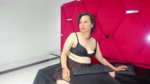 lindasex_x online show from 6, 12, 2024