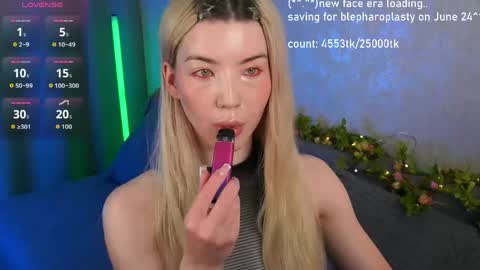 Snapshot of lindathackerr chatting on 31, 5, 2026 Linda online show from 31, 5, 2026