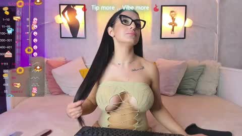 Snapshot of lindsaydeee chatting on 25, 2, 2025 Alexandra online show from 25, 2, 2025