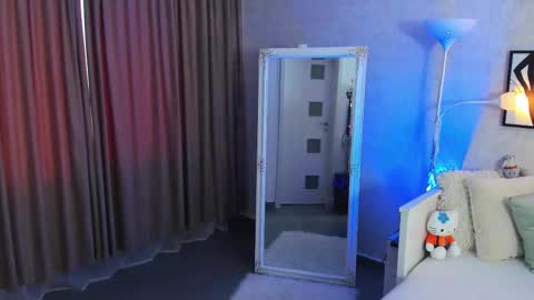 Snapshot of lindsaydeee chatting on 4, 10, 2025 Alexandra online show from 4, 10, 2025